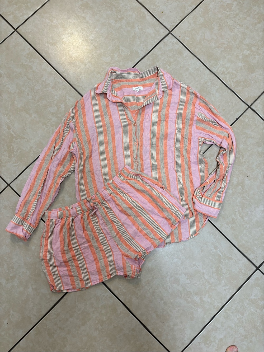 Z Supply matching linen set size M